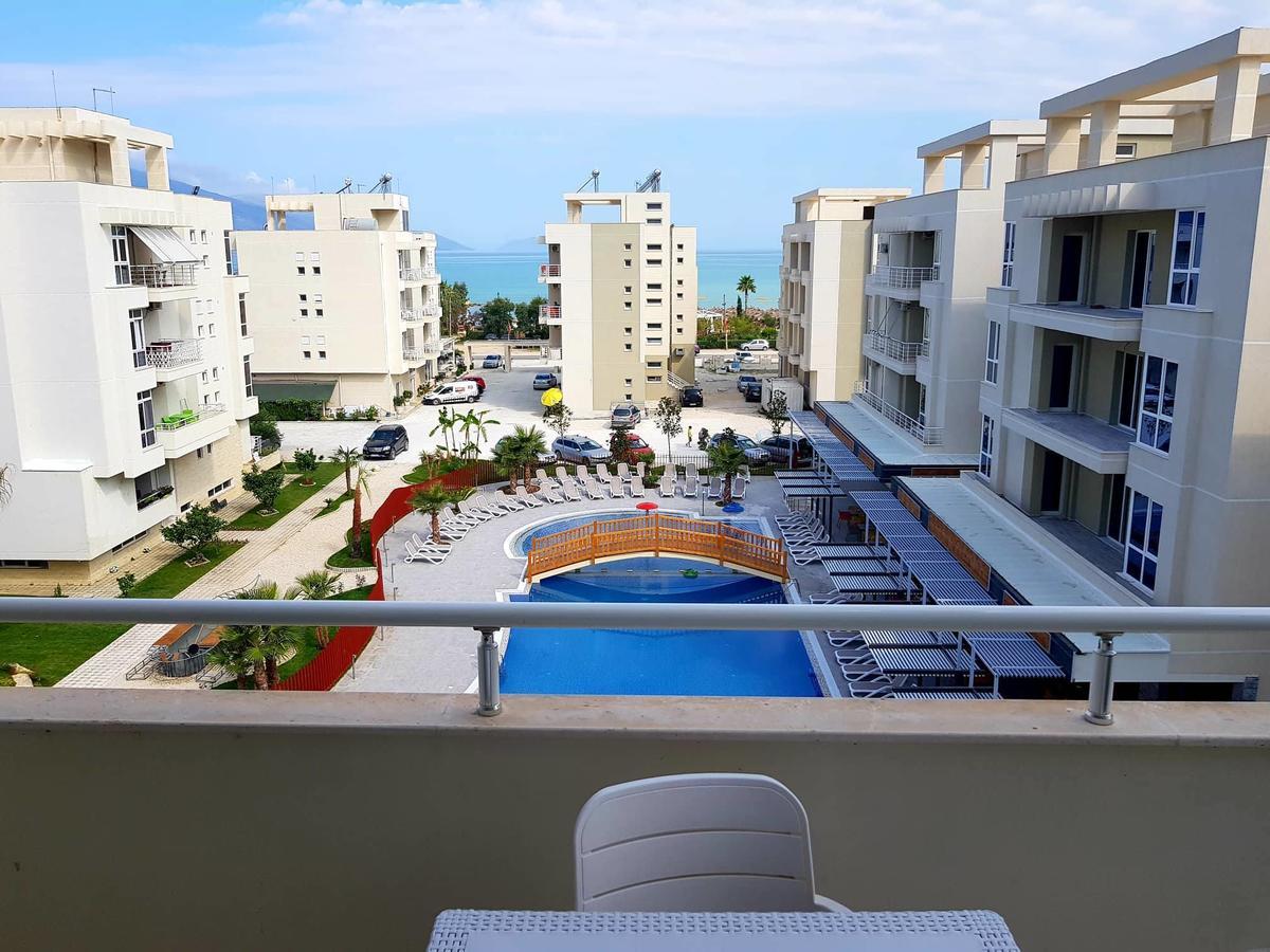 Flori Beach Apartment Radhimë Eksteriør billede