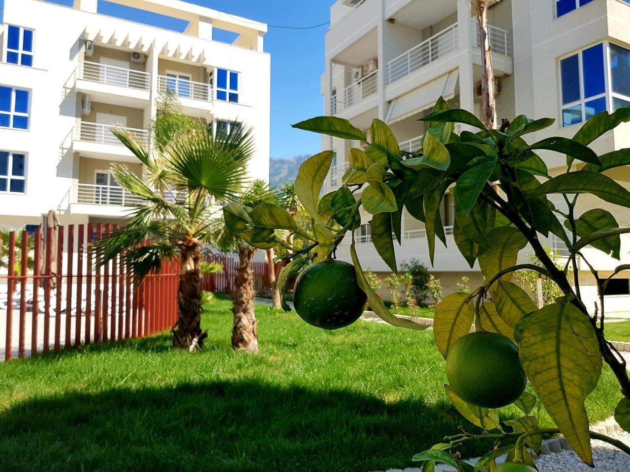 Flori Beach Apartment Radhimë Eksteriør billede